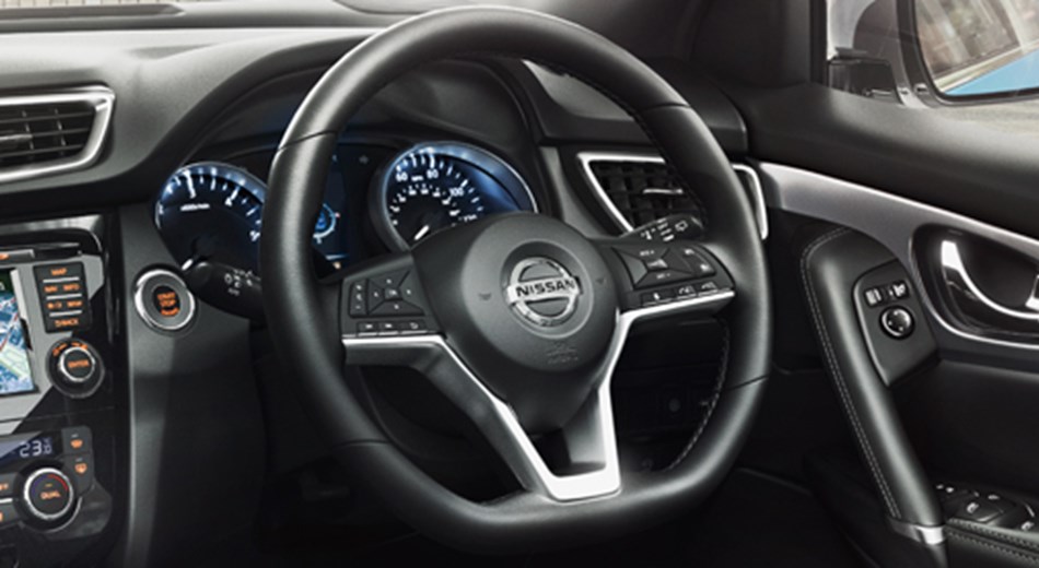 D-SHAPED STEERING WHEEL-Vehicle Feature Image