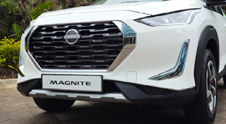 Nissan Magnite Visia Bold grill Design